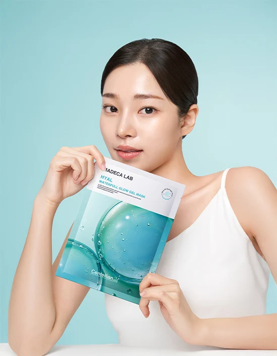 CENTELLIAN24 Madeca Lab Hyal Waterfull Glow Gel Mask model holding the sheet mask pouch